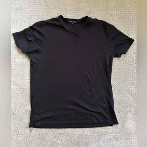 Robert Barakett Pima V-neck tshirt, L